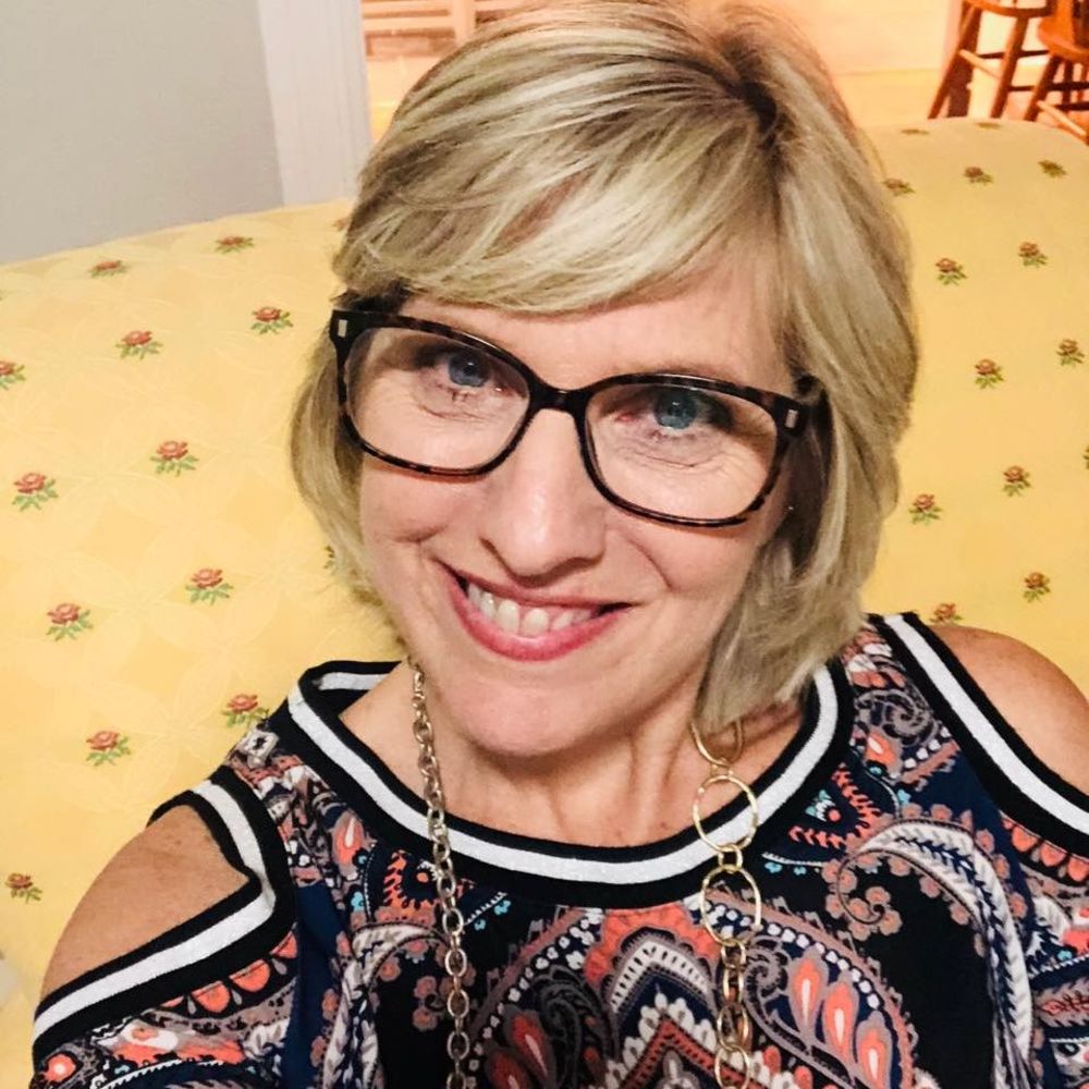 Meet your Posher, Lisa